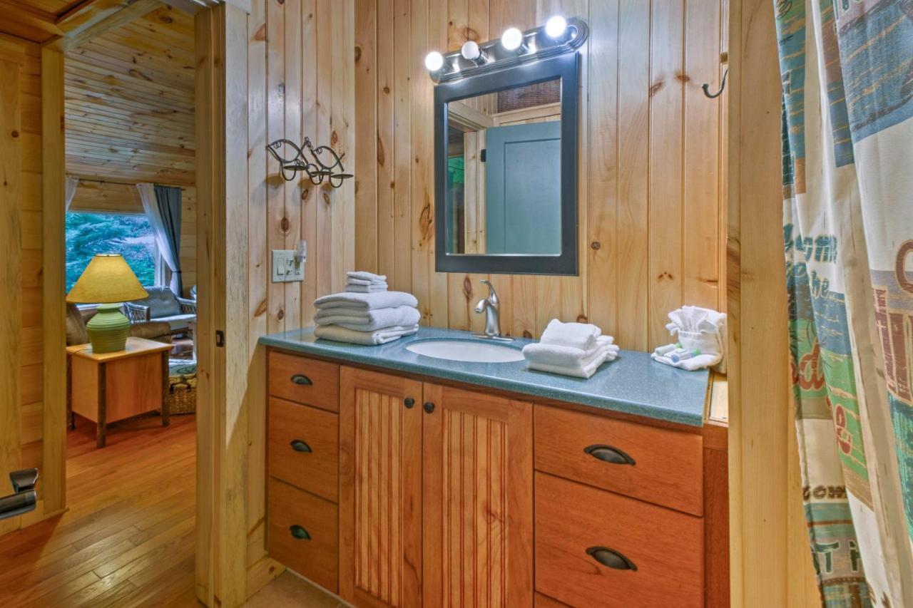Bryson City Cabin With Fire Pit On Coopers Creek! Buitenkant foto