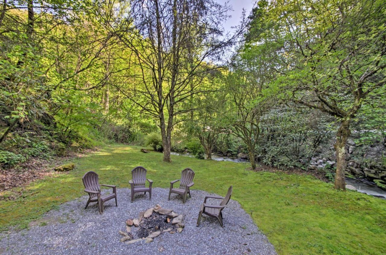 Bryson City Cabin With Fire Pit On Coopers Creek! Buitenkant foto