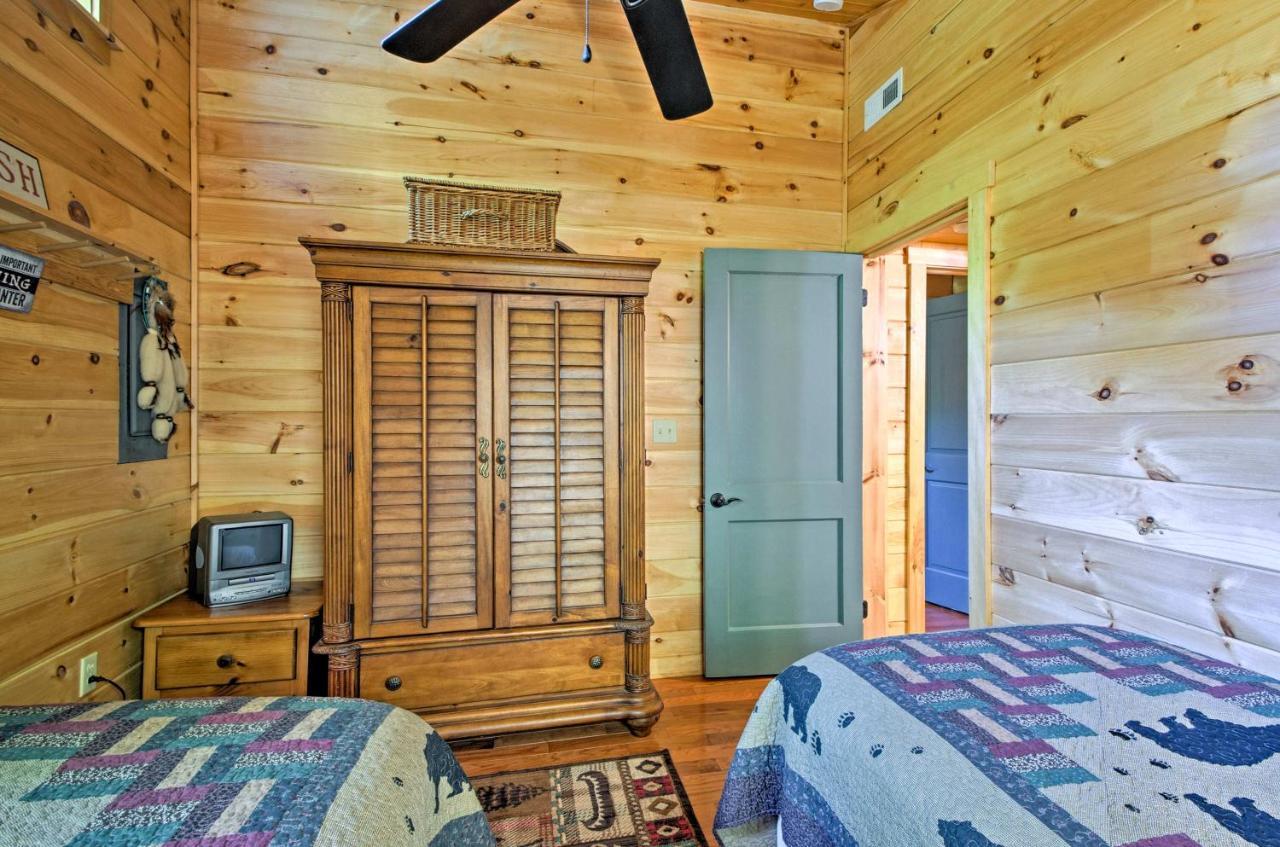 Bryson City Cabin With Fire Pit On Coopers Creek! Buitenkant foto